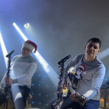 Namelio Viduje (Singlas)