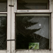 Tarp tavęs ir pasaulio (Singlas)