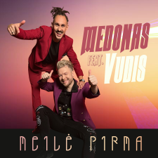 MEILĖ PIRMA (Singlas)