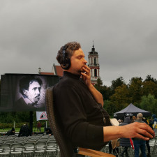 Šalin rankas (Singlas)