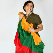 Lietuva - bundanti aušra (Singlas)