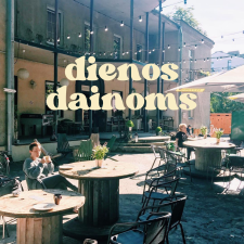 DIENOS DAINOMS (Singlas)