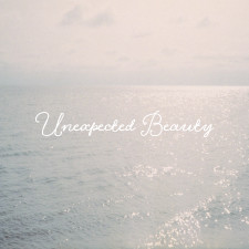 Unexpected Beauty (Singlas)